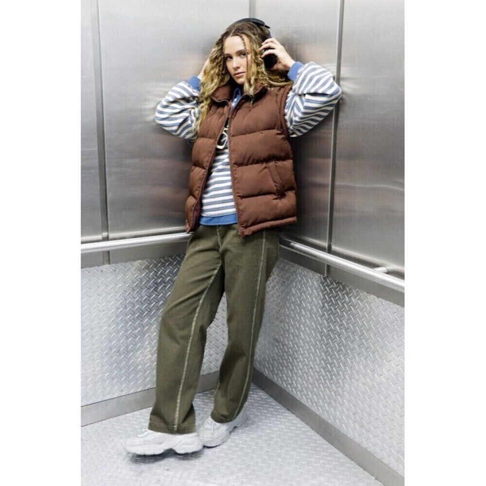 High Neck Casual Comfy Puffer Vest - Picture 2 of 4